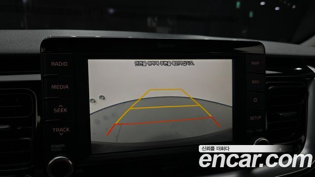 Kia Stonic 2018 — photo 21