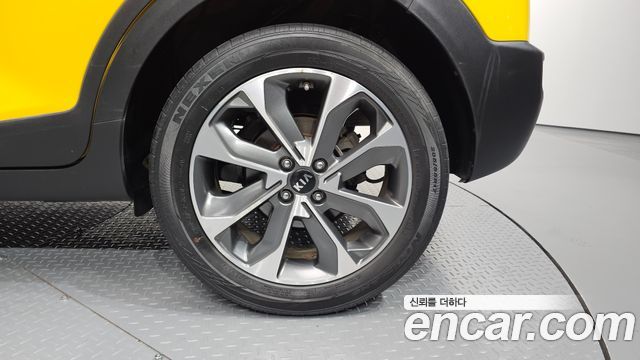 Kia Stonic 2018 — photo 7