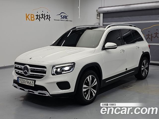Mercedes-Benz GLB-Class 2021 — photo 1