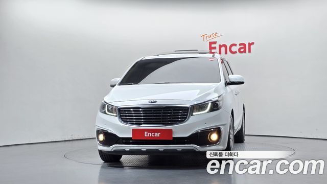 Kia Canival 2018 — photo 3