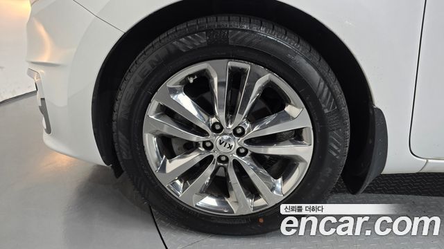 Kia Canival 2018 — photo 5