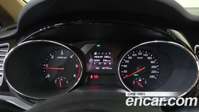 Kia Canival 2018 — photo 8