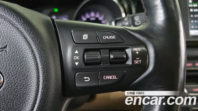 Kia Canival 2018 — photo 17