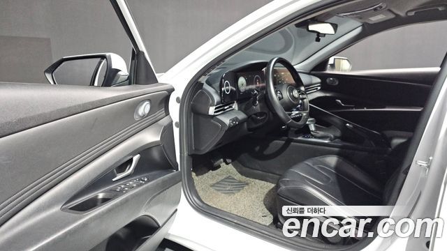 Hyundai AVANTE 2021 — photo 10