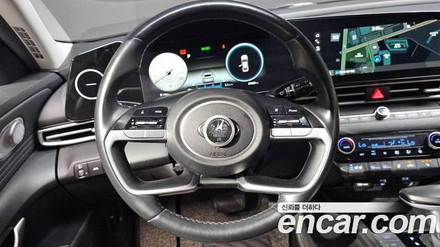 Hyundai AVANTE 2021 — photo 13