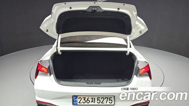Hyundai AVANTE 2021 — photo 20