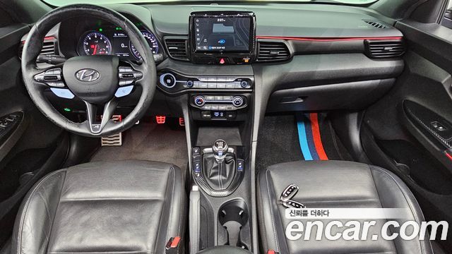 Hyundai Veloster 2019 — photo 10