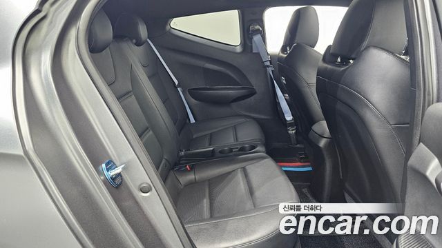 Hyundai Veloster 2019 — photo 17