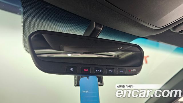 Hyundai Veloster 2019 — photo 25