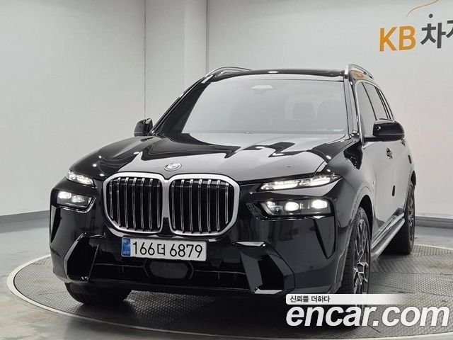 BMW X7 2026 — photo 1
