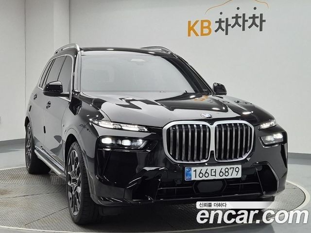 BMW X7 2026 — photo 3