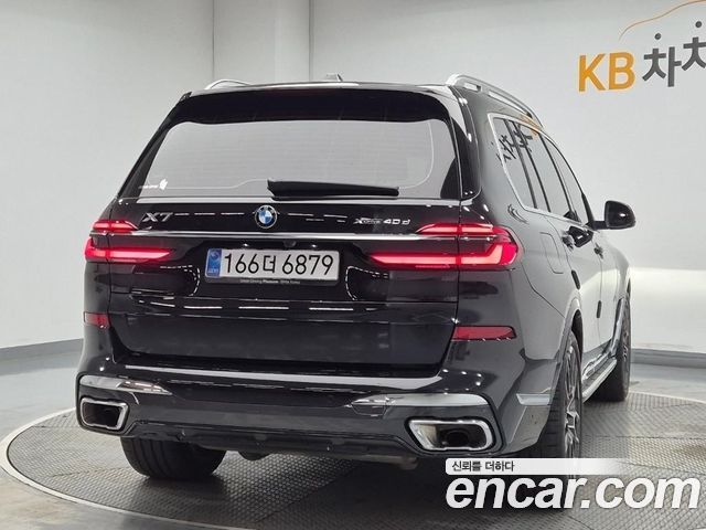 BMW X7 2026 — photo 4