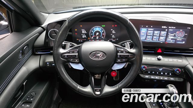 Hyundai AVANTE 2022 — photo 19