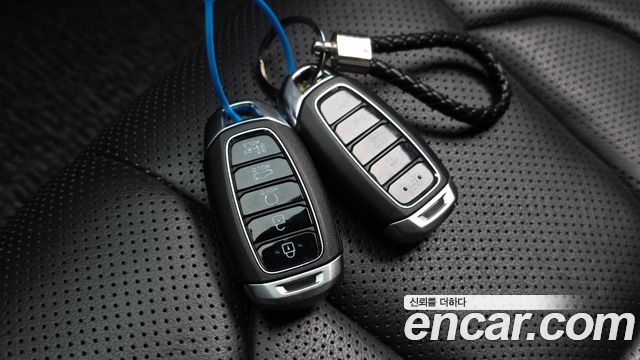 Hyundai AVANTE 2022 — photo 29