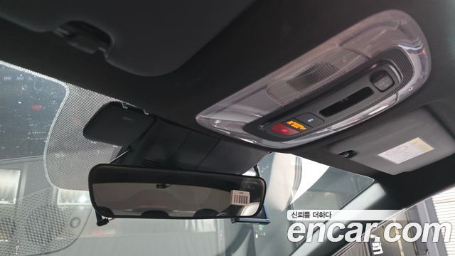 Hyundai AVANTE 2022 — photo 33