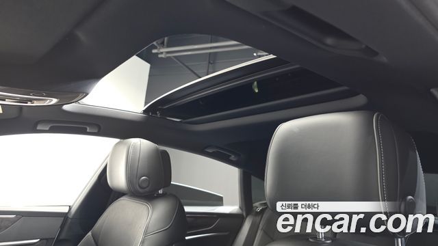 Audi A7 2020 — photo 21