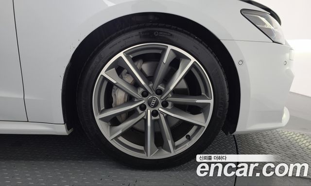 Audi A7 2020 — photo 7