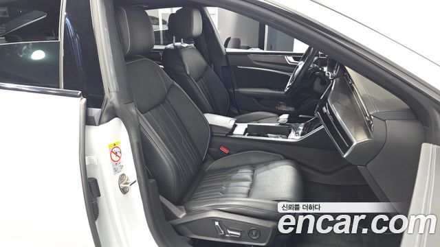 Audi A7 2020 — photo 16