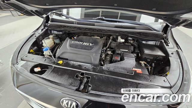 Kia Canival 2016 — photo 6