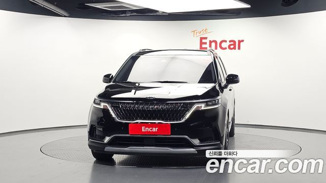 Kia Canival 2021 — photo 3