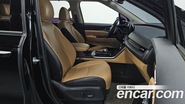 Kia Canival 2021 — photo 13