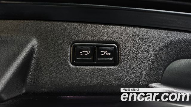 Kia Canival 2021 — photo 30