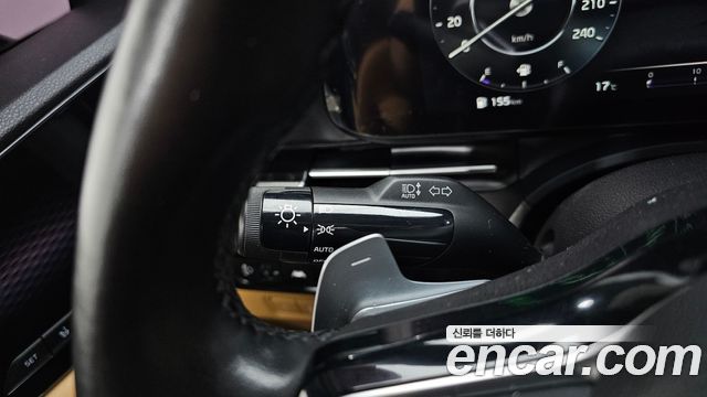 Kia Canival 2021 — photo 33
