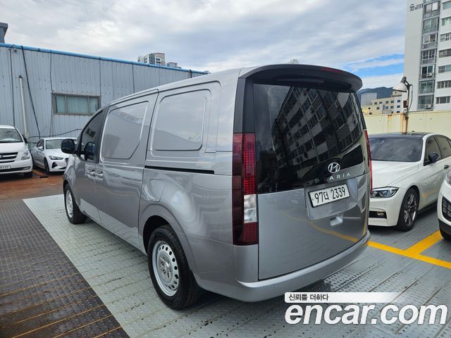Hyundai Staria 2022 — photo 5