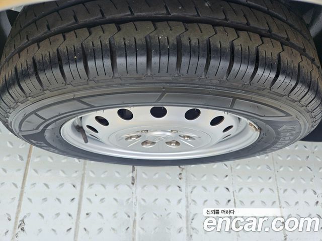 Hyundai Staria 2022 — photo 19