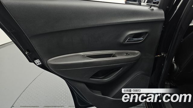 Chevrolet Korea Trax 2015 — photo 15