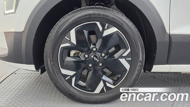 Kia Niro 2023 — photo 5