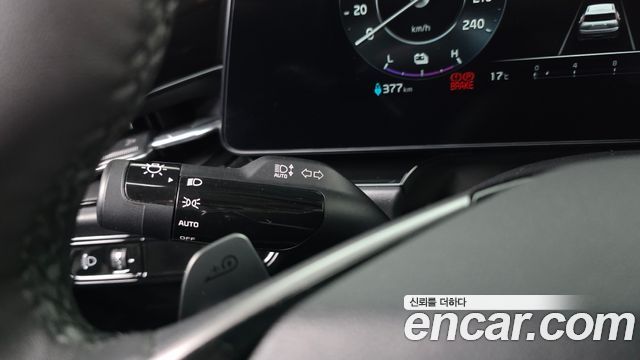 Kia Niro 2023 — photo 25