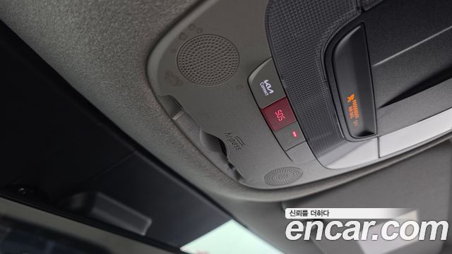 Kia Niro 2023 — photo 29