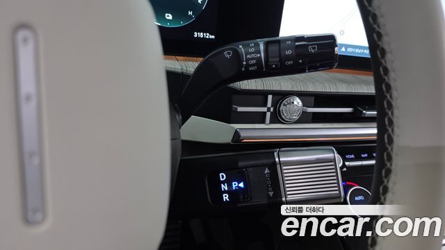 Hyundai Santafe 2024 — photo 9