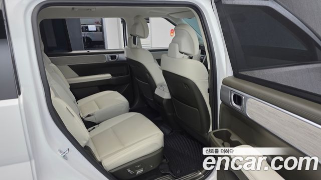 Hyundai Santafe 2024 — photo 11