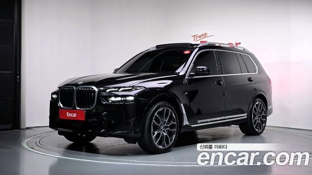 BMW X7 2024 — photo 1