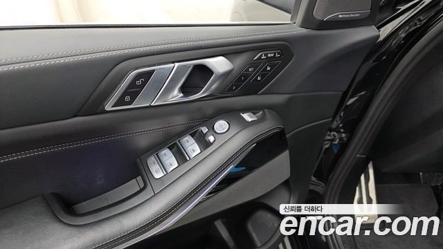 BMW X7 2024 — photo 29