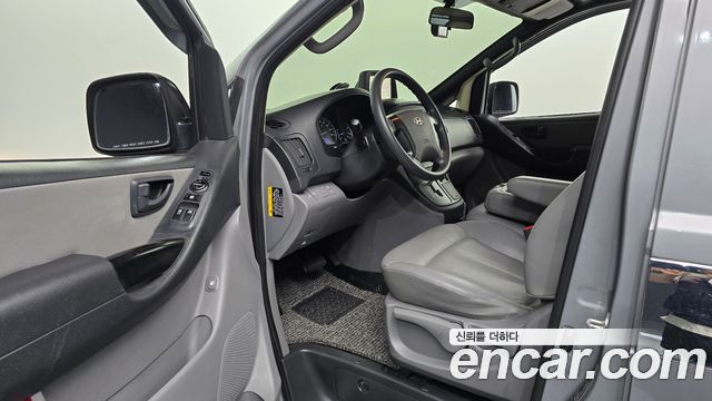 Hyundai Starex 2016 — photo 10