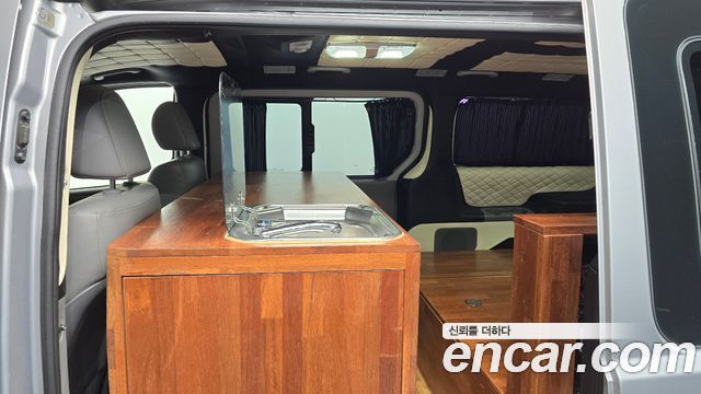 Hyundai Starex 2016 — photo 13