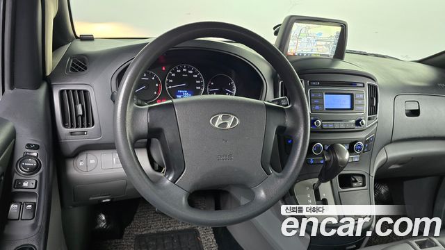 Hyundai Starex 2016 — photo 14
