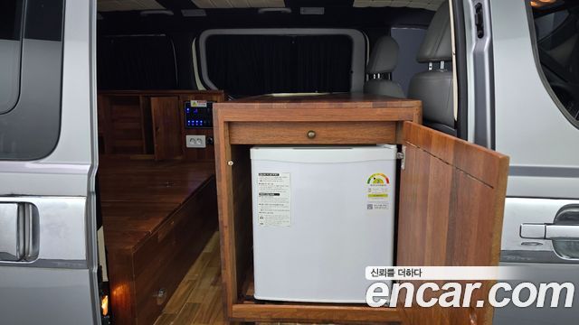 Hyundai Starex 2016 — photo 18