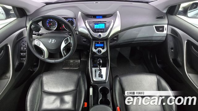 Hyundai AVANTE 2012 — photo 10