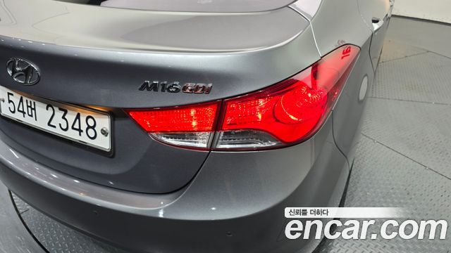 Hyundai AVANTE 2012 — photo 9