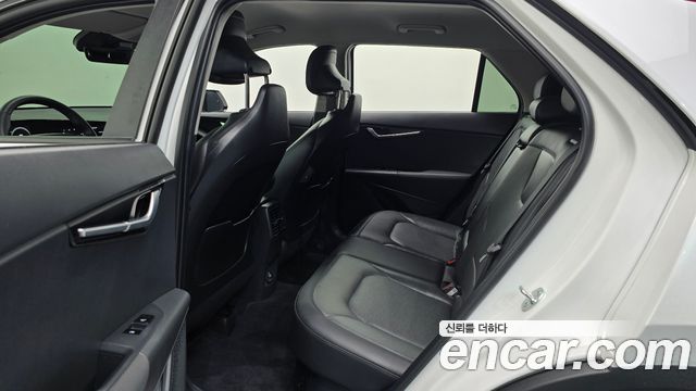 Kia Niro 2026 — photo 12