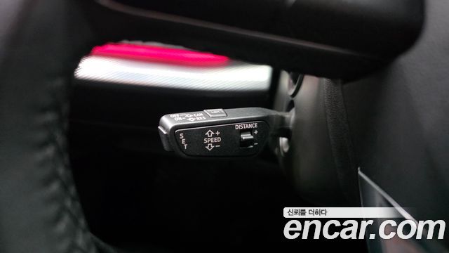 Audi Q8 2021 — photo 18