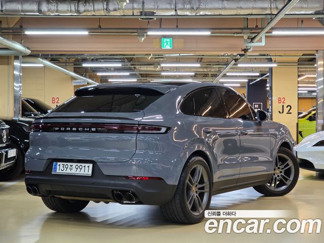 Porsche Cayenne 2024 — photo 3