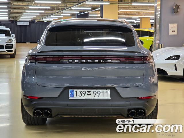 Porsche Cayenne 2024 — photo 4