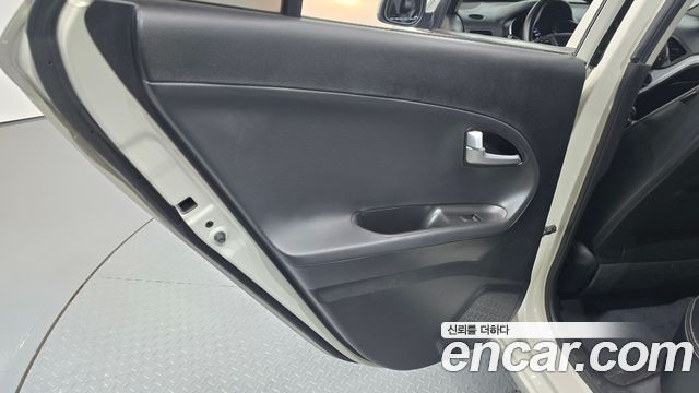 Kia morning 2016 — photo 15