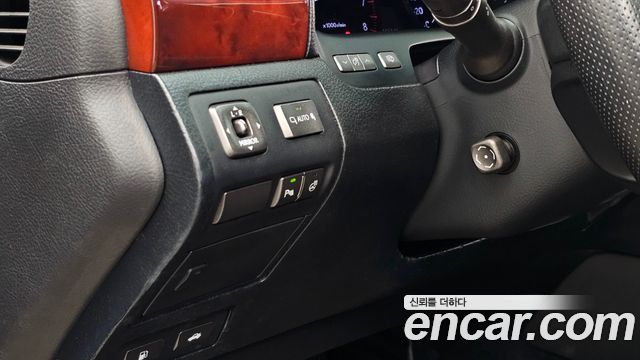 Lexus LS 2009 — photo 16