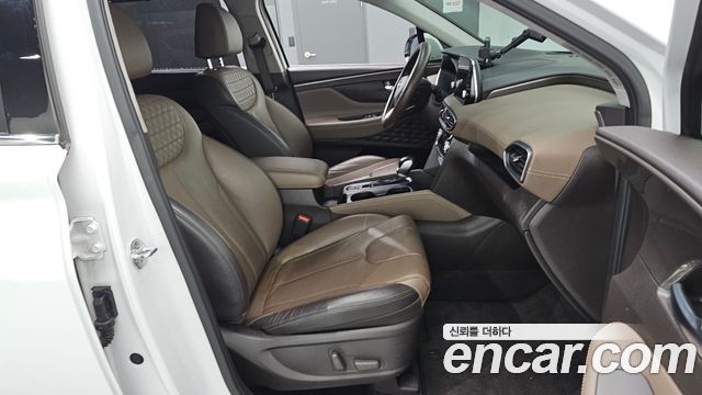 Hyundai Santafe 2019 — photo 12